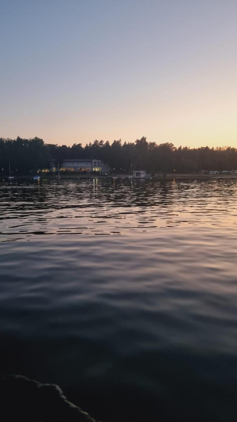 Hotel Mikorzyn Ślesin Exteriér fotografie