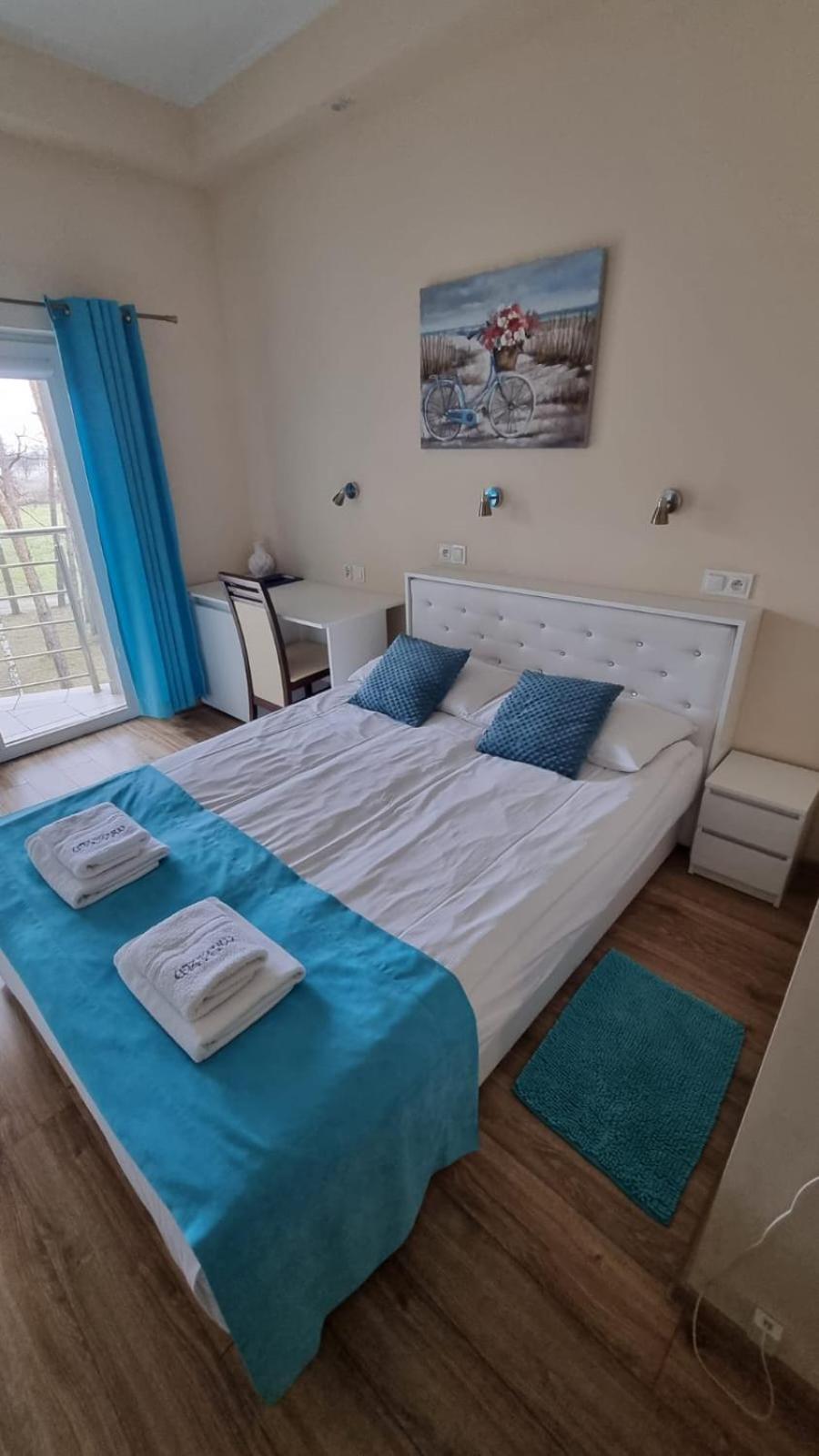 Hotel Mikorzyn Ślesin Exteriér fotografie